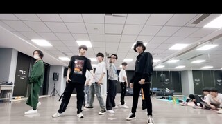【宋亚轩】【刘耀文】【严浩翔】【贺峻霖】轩轩开头真的好man！不愧是山东小伙儿～ 贺儿是这次联排给人惊喜最大的 好香独有的舞蹈风格 文哥发挥依旧稳定！