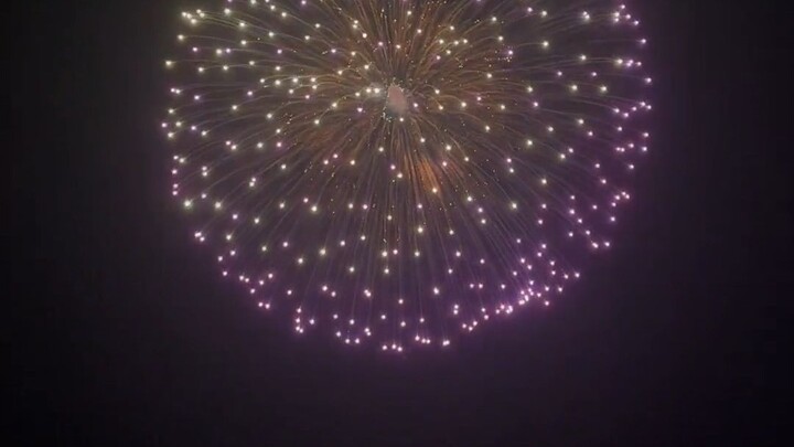 Are $200 fireworks worth it?