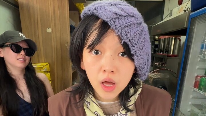 Khi bạn vô tình lạc vào quầy bánh kếp của một chủ quán độc lạ