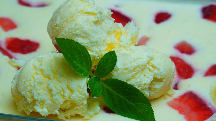 Es krim buatan sendiri, cara membuatnya mudah dan terpercaya, wangi susu pekat tanpa butiran es, ras