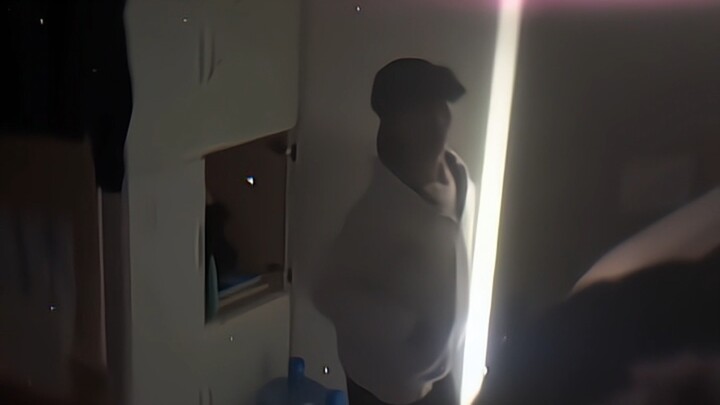 “Anh bạn, lần sau trực tiếp vào trọng tâm đi”