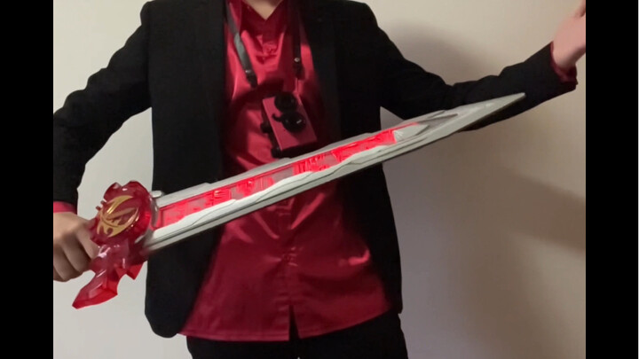 ปรากฎว่านี่คือที่มาของ Holy Blade Watch
