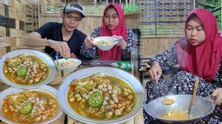 Masih NGEBUL.. Hujan DERES Makan Yang PEDES Pedes.. Mantap Men