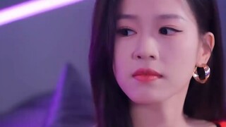 เจ้าสาวสุดแกร่งในสนามแข่งรถ ปะทะอัจฉริยะจากตระกูลไฮโซ จากการแต่งงานตามข้อตกลงพนัน สู่เส้นทางพลิกชีวิ