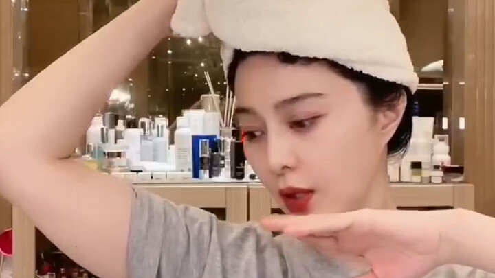 Washing my hair takes two to three hours—it’s a huge undertaking #FanBingBing