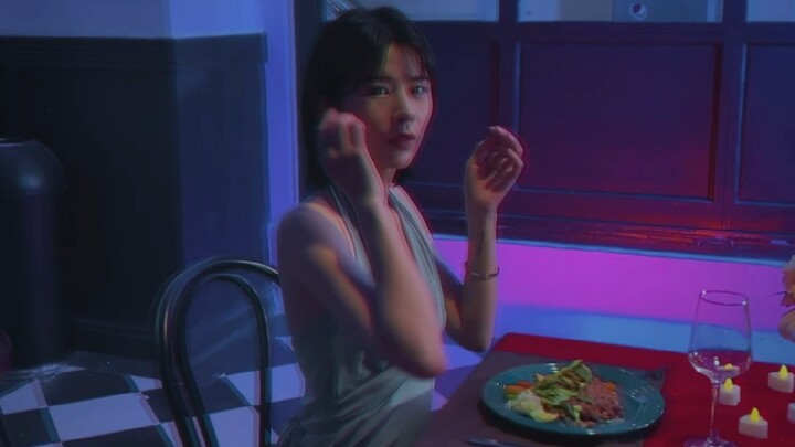 I’m on a business trip in Guangzhou. Lately, I’ve been watching too many Wong Kar-wai films; last ni