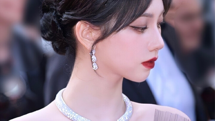 戛纳红毯她大杀四方，你只会用一句“hgr就是小气”来泯灭柳智敏.....