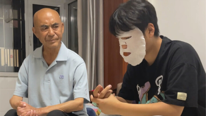 عندما كنت أعلم جدي التحدث بالإنجليزية