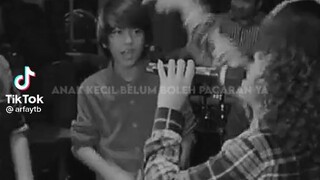lagu anak kecil belum boleh pacaran ya