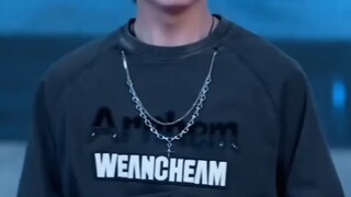 ซูลิ่งเฉินกับคุณแม่เกิดใหม่กลับเป็นสาวอายุ18ปีเปลี่ยนโฉมลูกชายนักเลงทำเอาทุกคนต้องอึ้ง