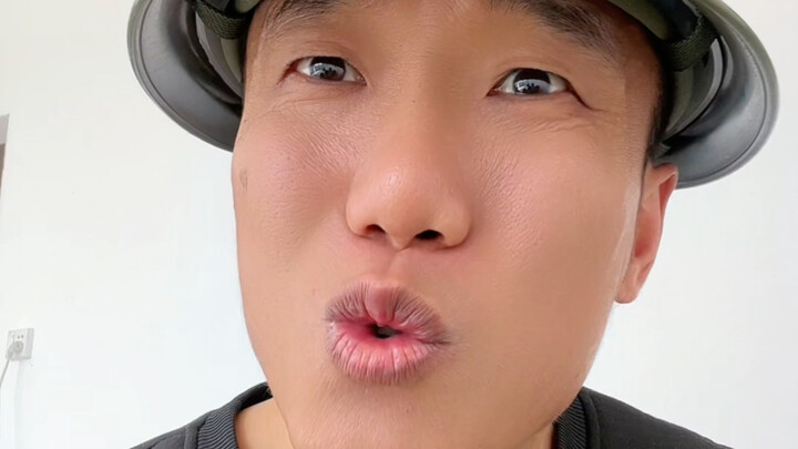 “Perdebatan Sengit Netizen Dunia: Hanya Soal Natal”