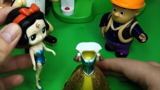 Funny animated short film: Come and help Bald Qiang dress his dad