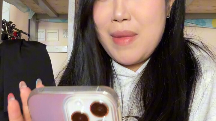 I'm not saying who my roommate is…