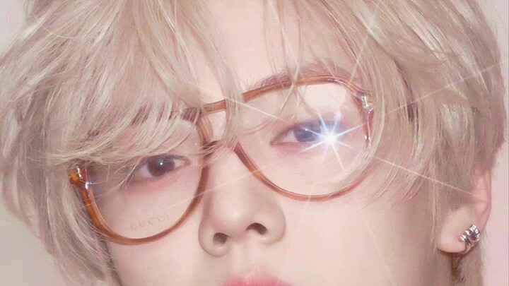 [Lu Han] How did you slip out of the circle again?!