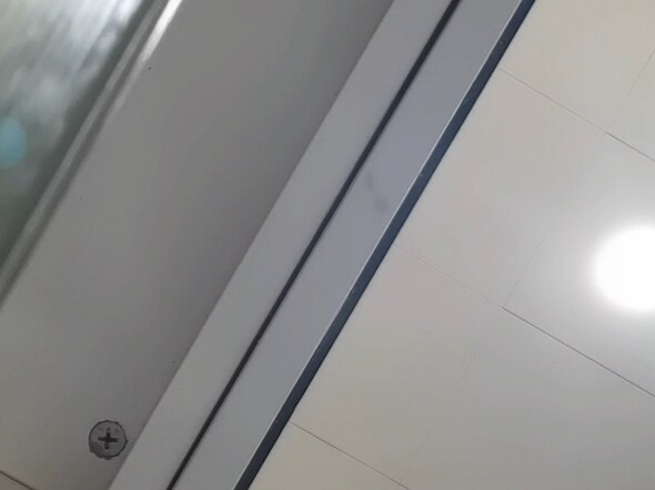 تفاحة سيئة!!