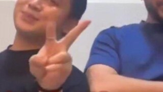 كوميديا الحياة اليومية الجزء 24 تحدي التوافق ييبي~~♡(*´∀｀*)人(*´∀｀*)♡