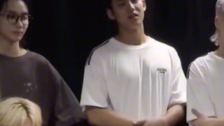 ระดับความยอดเยี่ยมนี้เรียกได้ว่าน่ากลัวจริงๆ ฉันเองยังไม่กล้าพิจารณาอย่างละเอียดเลย