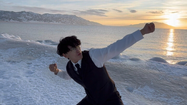 شروق الشمس في بحيرة سايليمو جميل حقًا، لكن الجو بارد جدًا 🥶