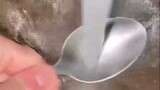 When I was washing the spoon, I suddenly turned the spoon upward....Brain: I don't know what I was t