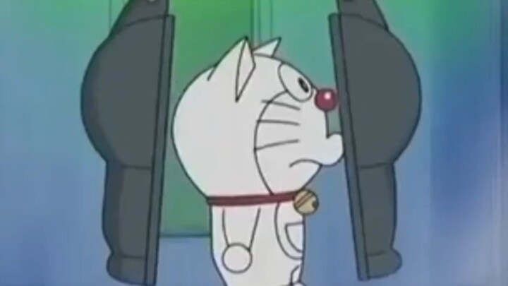 Doraemon punya kuping