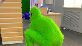 Green Go gorilla stole my bananas #shorts