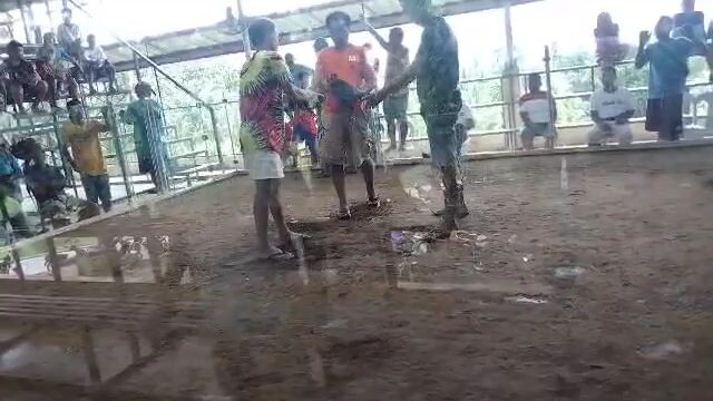 inupahan pa bago pinatay  from ACL BACKYARD