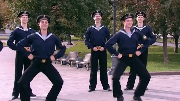 Sailor Dance "Little Apple" (2021.9)