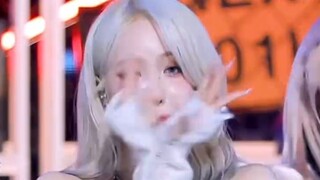 أفضل 20 صورة مباشرة رسمية لفتيات KPOP على موقع B站 لعام 2025! نينغ نينغ وشجرة الكرز الصغيرة تدخلان ال