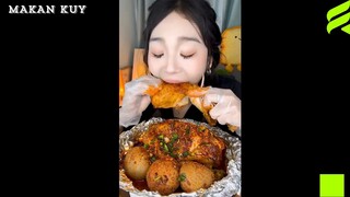"mukbang ayam chili oil #mukbang #asmr #fyp #makananpedas "