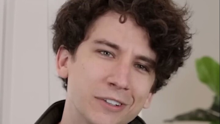 “这个男人可以弹出你想听的一切”