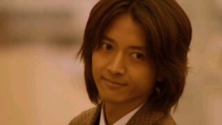 Although Kamen Rider Kiva is not very popular, it has guest appearances by Hajime Aikawa and Kuuga O