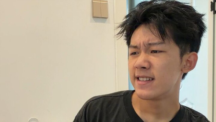 Con người cả đời chỉ mãi đi tìm một người yêu có thể cùng nhau sát cánh chiến đấu.
