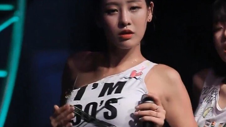 Cheng Hedan hot dance 160806