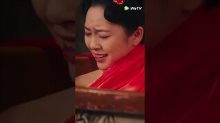 Ling Xinghe accidentally fell into the bathtub. #DrSpring #春日野行 #XuZiyin #WuJifeng #shorts