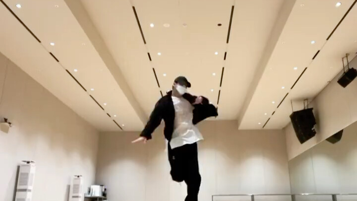 [Jeongguk] Dance fans will really cry! I miss him so much.
