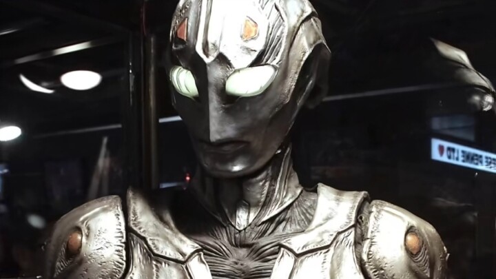 Màn hình bao da chính thức của Ultraman Next