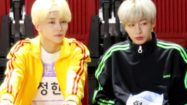 A short video I took with flowers!!!