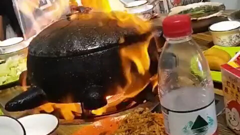 กินข้าวอยู่ยังน่ากลัวเลย