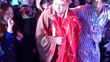 Elder Tang is back in the spotlight after all these years!