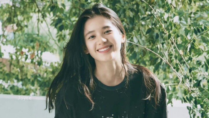 #Zhang Jingyi berinteraksi dengan penggemar yang melamar jadi satpam—benar-benar pemenang dalam meng