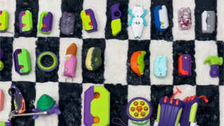 给大家盘点小孩子不能玩的玩具