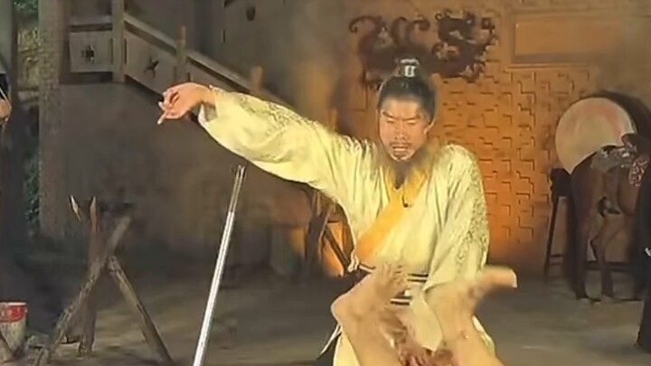 Cao Cao's Space Walk: Personality Enhancement in the New Three Kingdoms