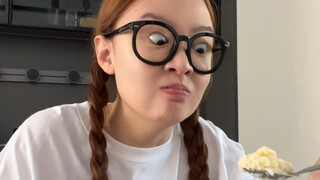 鸡蛋糕拌饭？很难不爱
