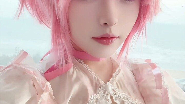 Let's build a circle.