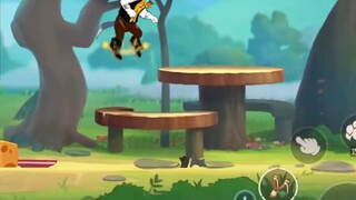 Game Seluler Tom and Jerry: Perang Saudara Mobil Kecil yang Rusak!