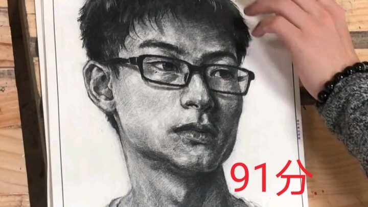 نقد وتحليل لوحة رسم بورتريه بالرصاص حاصلة على درجة عالية ضمن نطاق 90 نقطة!