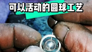 Đồ chơi bóng di chuyển