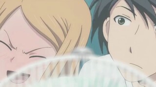 What should I do if I fall in love with a boy? The girl can't accept this fact