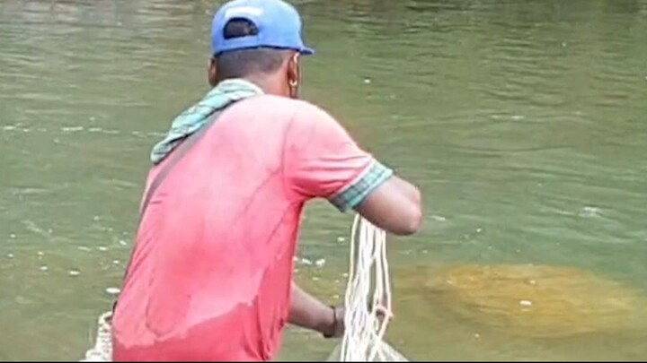 cast net fishing in Nepal | fishing with handmade cast net |
