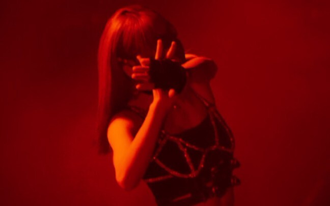 Đã đến lúc khiến bạn hiểu sức hút của cỗ máy nhảy Lisa (Blackpink)